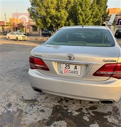 تۆیۆتا کراون